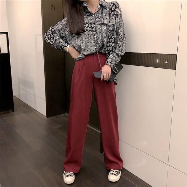 Cămașă modernă de primăvară cu model colorat