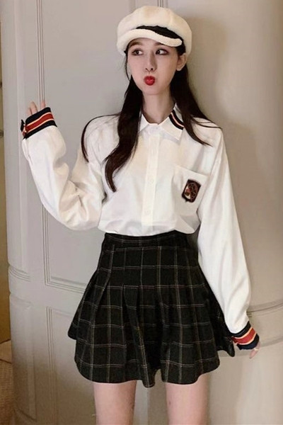 Balti moteriški marškiniai su klasikine apykakle ir siuvinėjimu