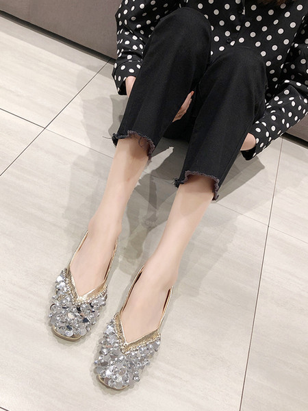 Alkalmi női cipő lapos talppal és flitterekkel