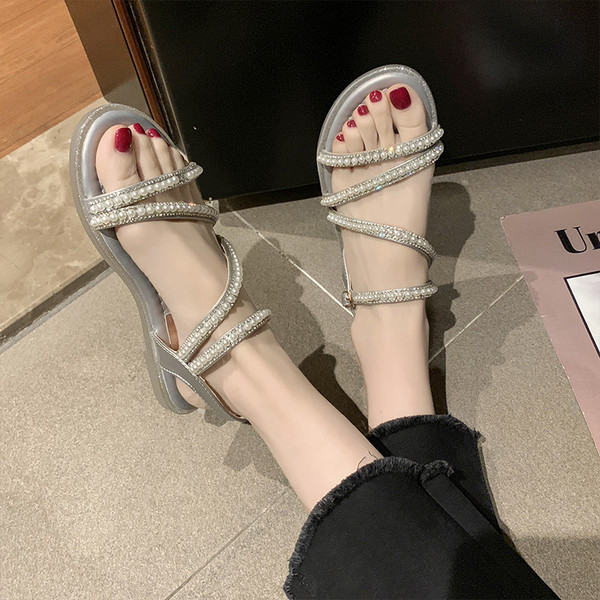 Sandale de dama moderne cu talpa plate