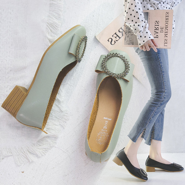 Pantofi de dama din piele cu talpa plate