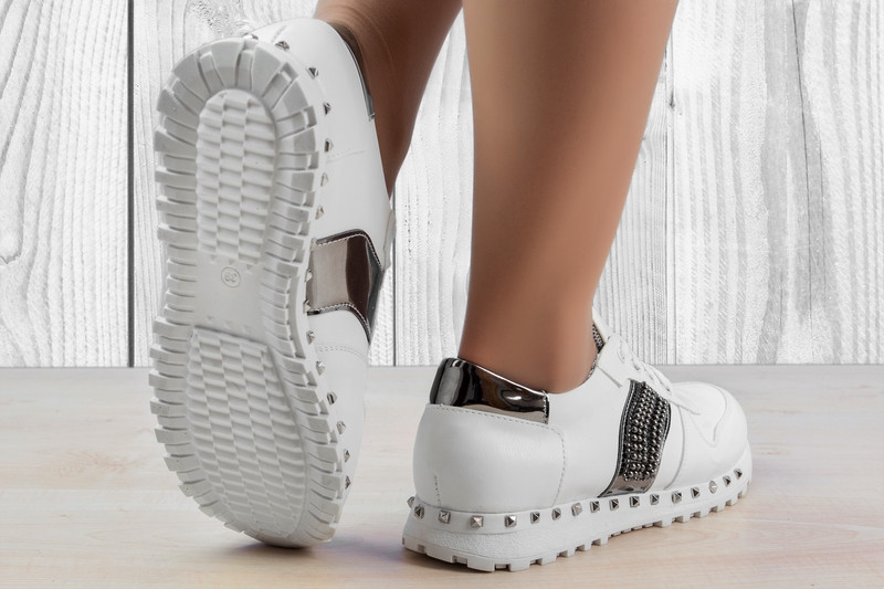 Дамски маратонки VL II бели