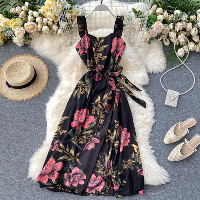 Модерна дамска рокля с колан и флорален десен