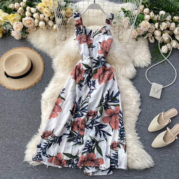 Модерна дамска рокля с колан и флорален десен 