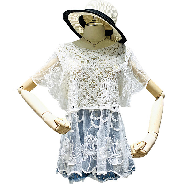 Нов модел дамска блуза с обло деколте и широки ръкави