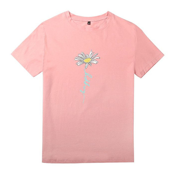 Ежедневна дамска тениска с бродерия,овално деколте и къс ръкав 