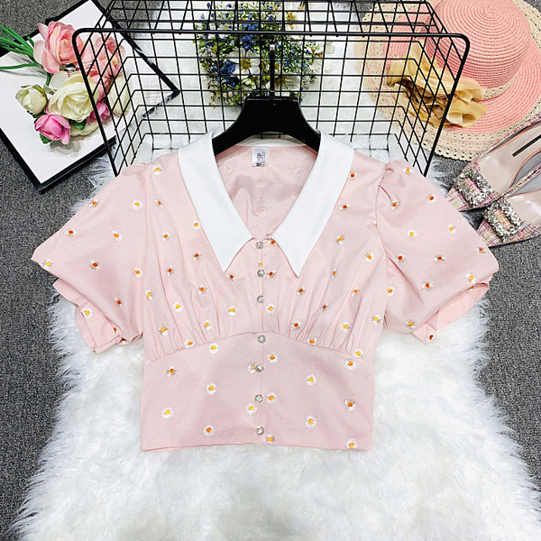 Модерна дамска къса риза с флорален десен и къс ръкав