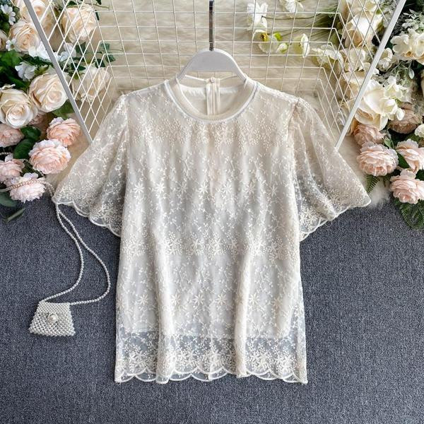 Moderna ženska bluza s čipkom i patentnim zatvaračem na leđima