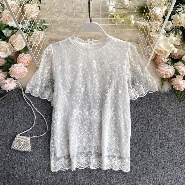 Moderna ženska bluza s čipkom i patentnim zatvaračem na leđima