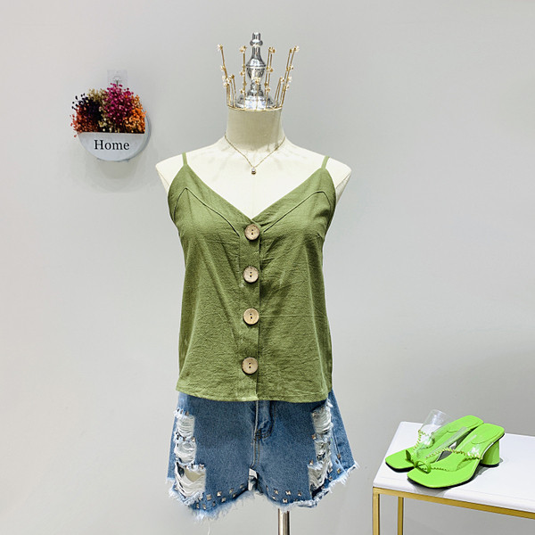 Ежедневен дамски потник с шпиц деколте и копчета на тънки презрамки