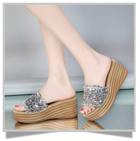 Дамски ежедневни чехли с пайети и равна платформа 