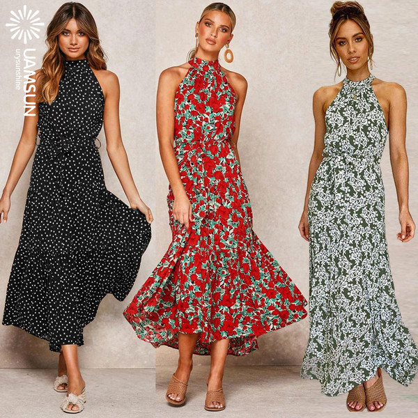 Ежедневна дамска дълга рокля с висока яка и голи рамене 