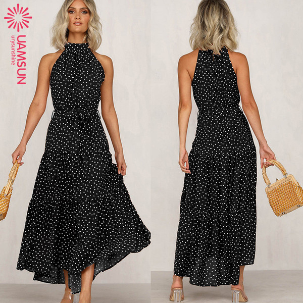 Ежедневна дамска дълга рокля с висока яка и голи рамене 