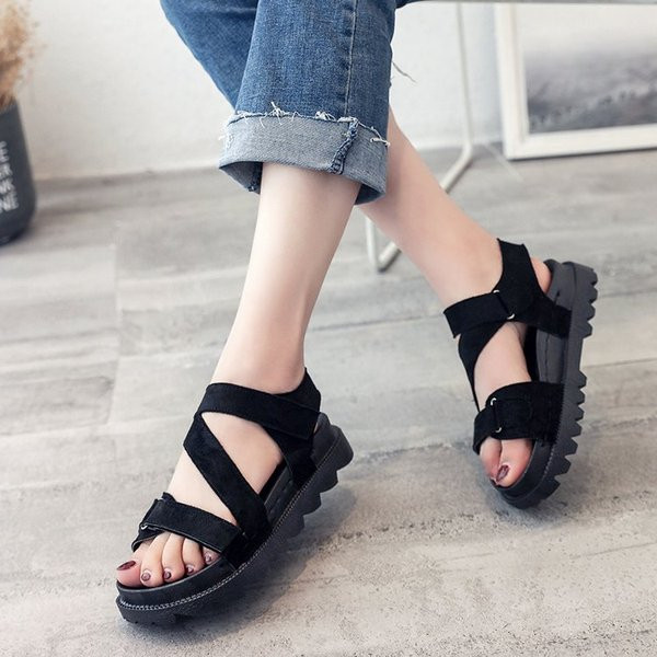 Дамски спортно-ежедневни сандали на равна платформа