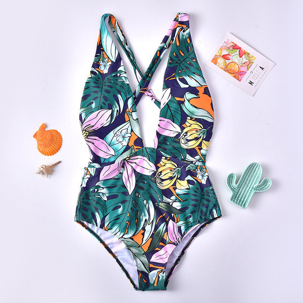 Цял бански  костюм с флорален десен и V-образно деколте