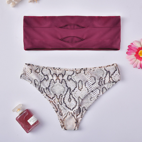 Бански костюм от  две части с горнище тип лента 