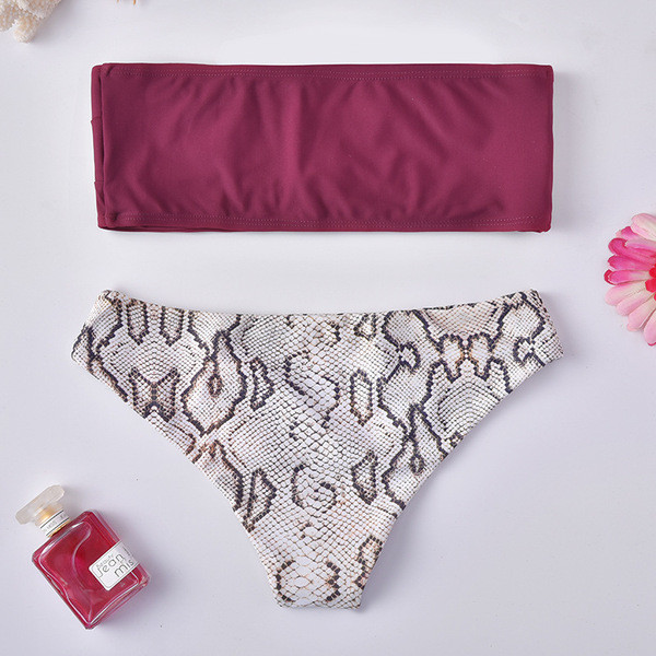 Бански костюм от  две части с горнище тип лента 