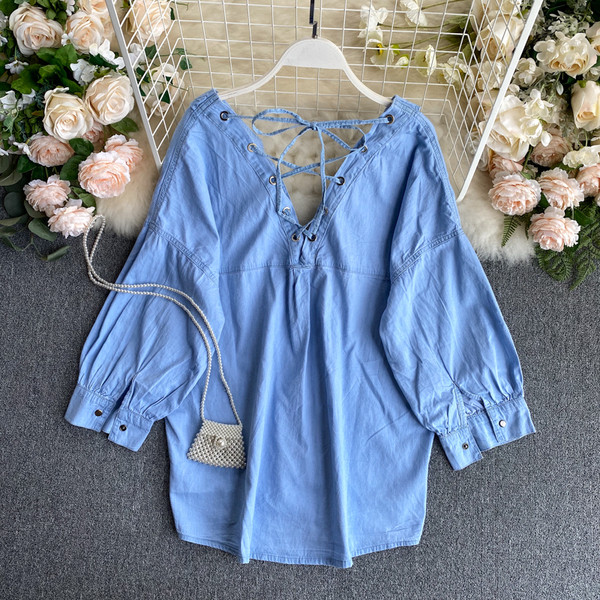 Ежедневна дамска дънкова риза с копчета и връзки на гърба