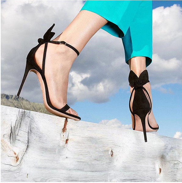 Модерни сандали от еко велур с 3D елемент