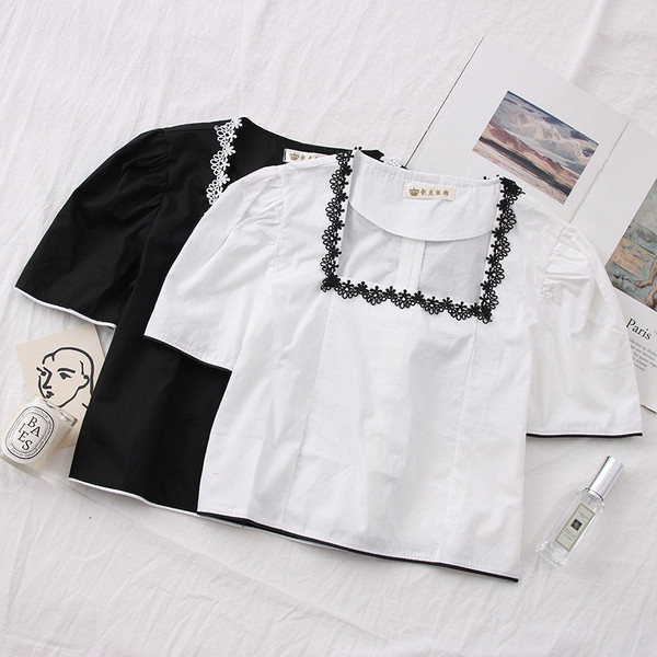 Дамска риза с бродерия,квадратно деколте и къс ръкав