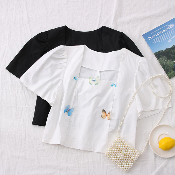 Модерна дамска риза с 3D елемент и квадратно деколте