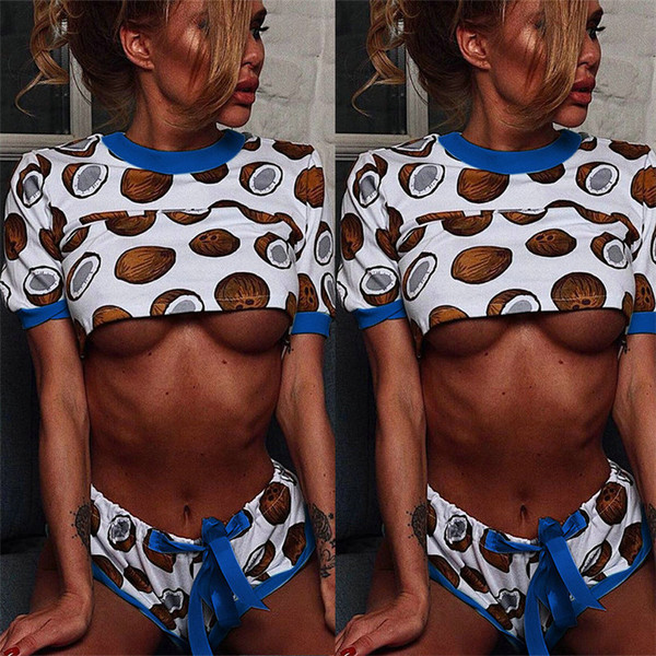 Ежедневен дамски комплект от две части тениска + къси панталони 