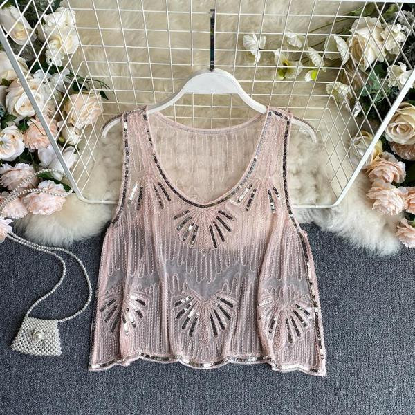 Дантелен дамски потник с пайети и обло деколте