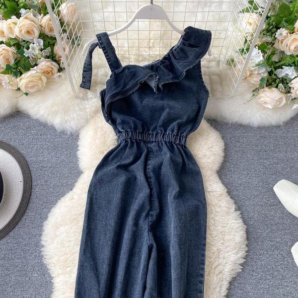 Модерен дамски гащеризон с ластична талия в черен цвят