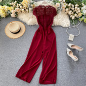 Hosszú női jumpsuit csipkével és O-nyakkal