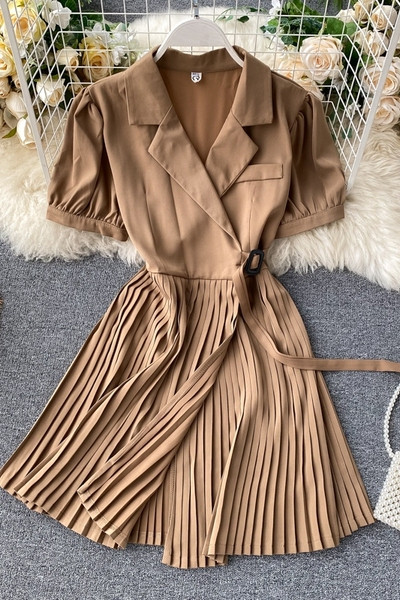 Модерна дамска плисирана рокля с къс ръкав 