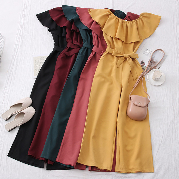 Нов модел дамски гащеризон с лодка деколте и колан