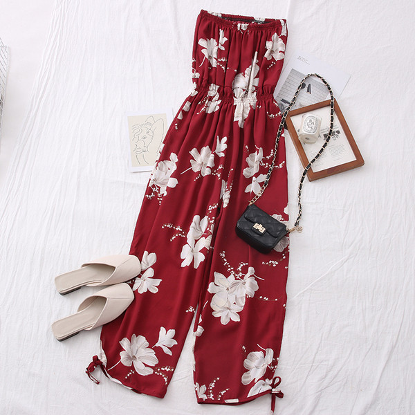 Ежедневен дамски гащеризон с флорален десен 