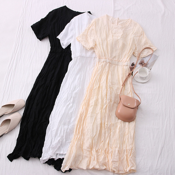 Ежедневна дамска рокля с овално деколте и къс ръкав