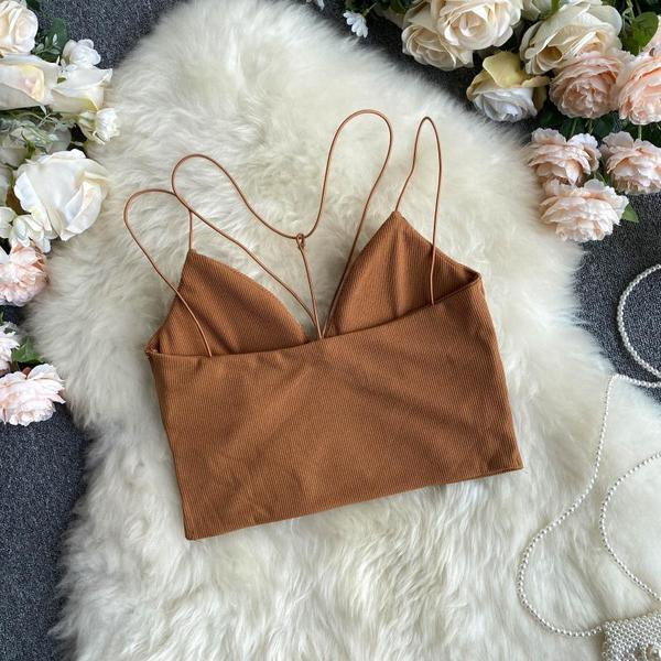 Стилен дамски къс топ с тънки презрамки