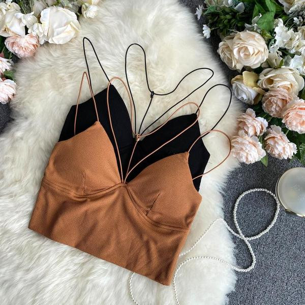 Стилен дамски къс топ с тънки презрамки