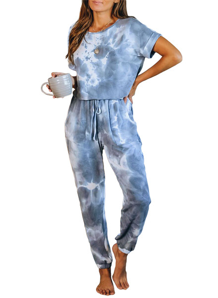 Дамски спортно-ежедневен комплект от къса блуза и широк панталон