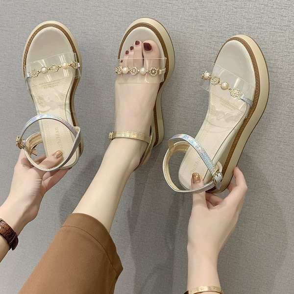 Дамски сандали с 6см платформа и каишки