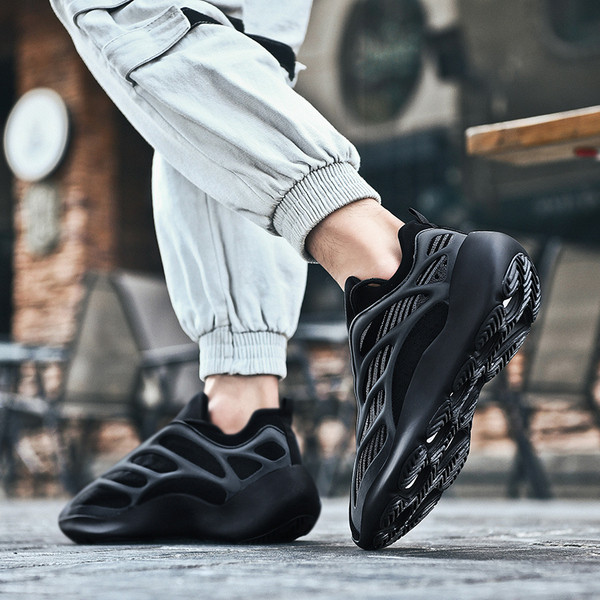 Нов модел мъжки маратонки удобни със светещ ефект