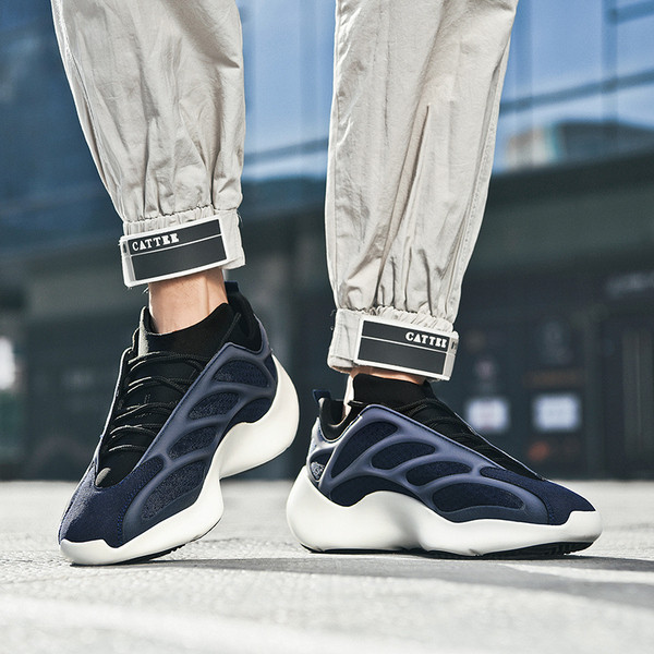 Нов модел мъжки маратонки удобни със светещ ефект