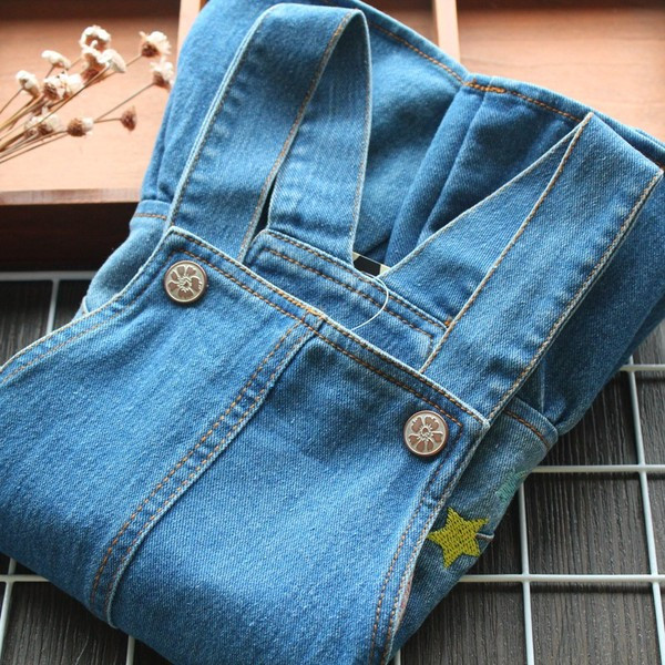 Нов модел детски дънков сукман с презрамки