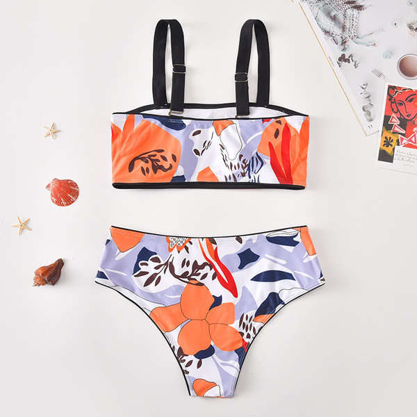 Дамски бански костюм с висока талия и горнище тип бюстие