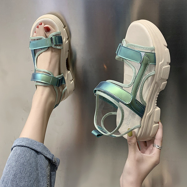 Дамски ежедневни сандали от еко кожа с равна подметка и лепенка