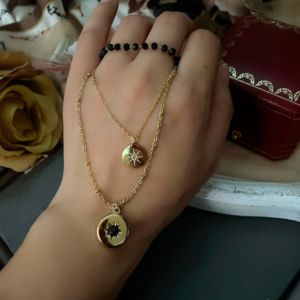 Дамско модерно многоредно колие в златист  цвят