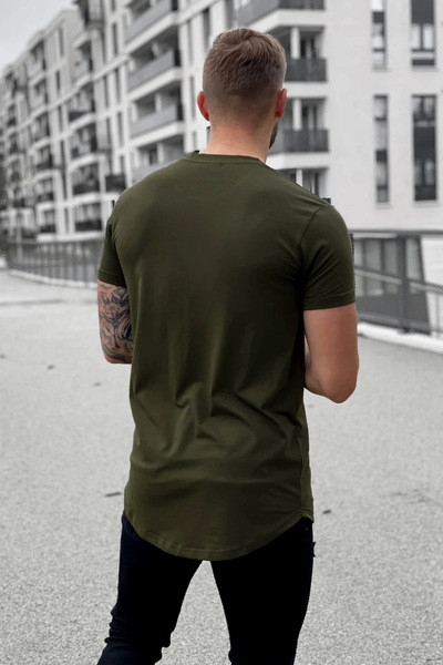 Нов модел мъжка тениска с овално деколте и къс ръкав