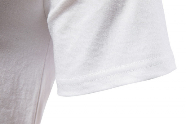 Vabaaja meeste t-särk aplikatsiooni, ovaalse kaelusega ja lühikeste varrukatega