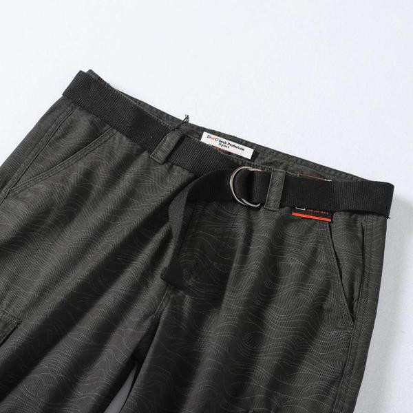 Къси ежедневни мъжки панталони с колан и странични джобове