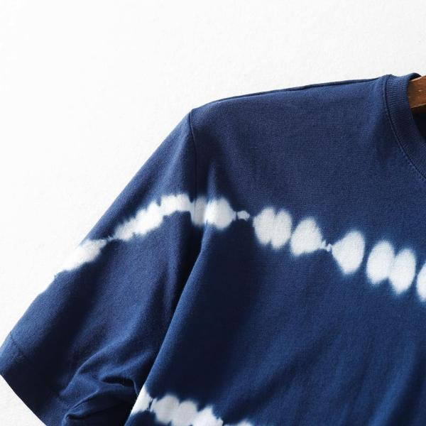 Muška casual majica s printom u preljevnim bojama