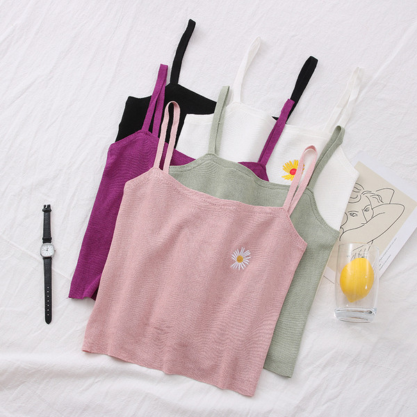 Ежедневен дамски потник с тънки презрамки и бродерия