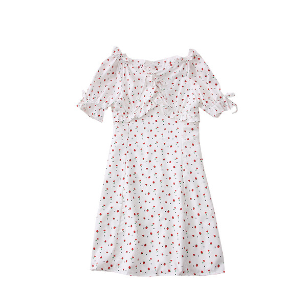 Μοντέρνο γυναικείο φόρεμα με κοντά μανίκια και στρογγυλή λαιμόκοψη