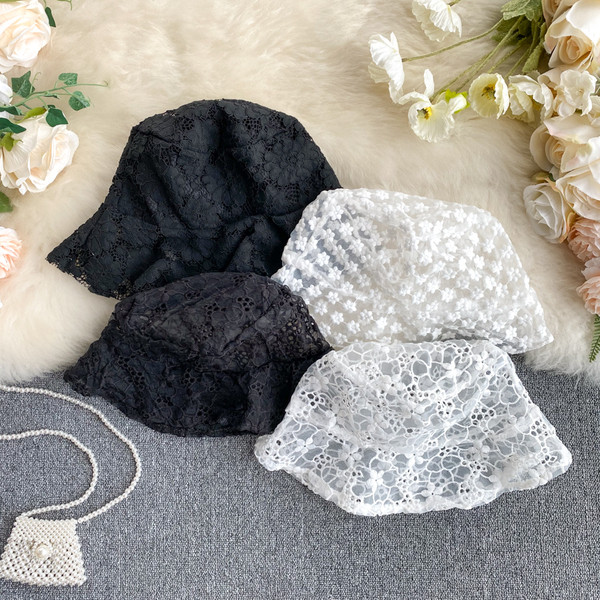 Лятна дамска дантелена шапка